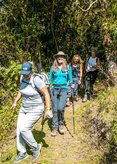 Tourist group walking to the Choquequirao archaeological site.