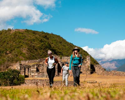 Group of tourists at the wonder of Choquequirao