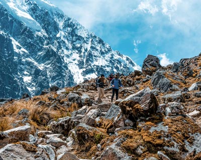 Tourists on the hike to Salkantay mountain