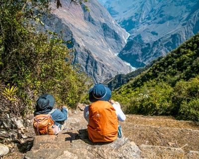 Trekking along the Marampata route to Choquequirao